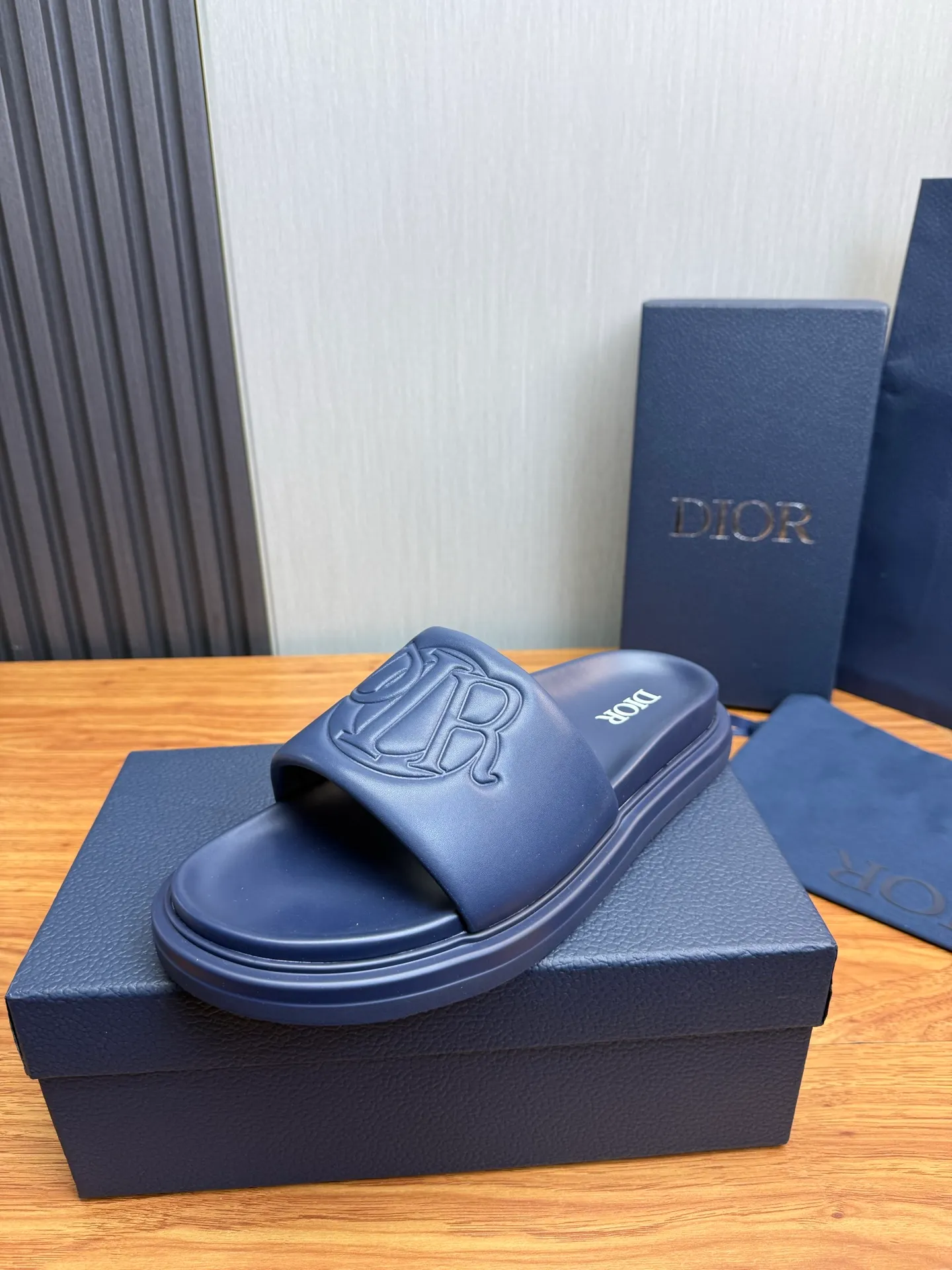 Men's shoes 280💰 Dior. Men's slippers🩴Official website 1:1 production 38-45 yards 45 46 🉑️Customized original material shipped✅